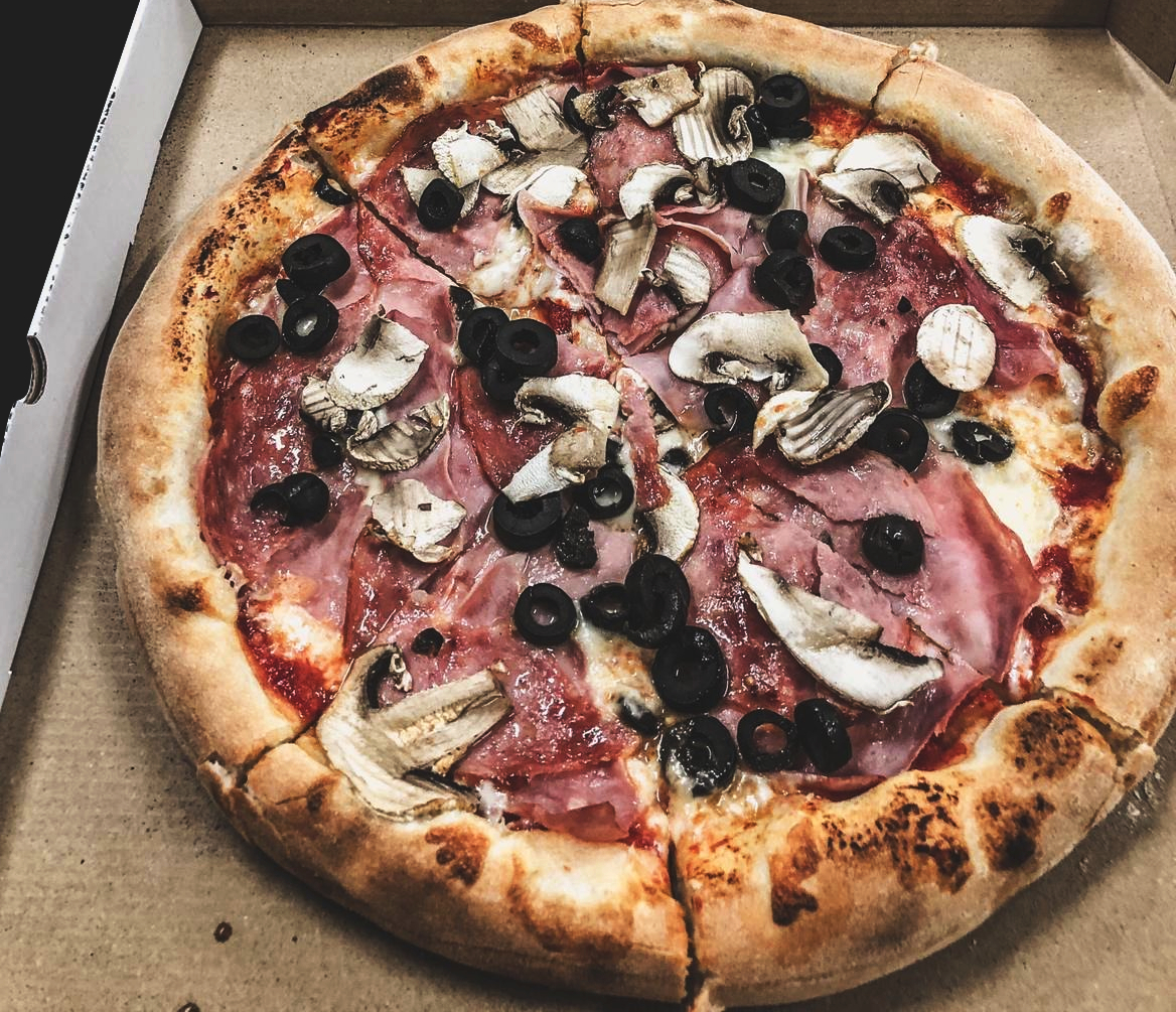 Pizza Quattro Stagioni – Delivery Escape Club Gherla
